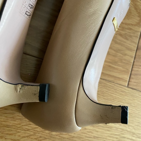 Gucci Stud pumps Sz 39 - Picture 4 of 4